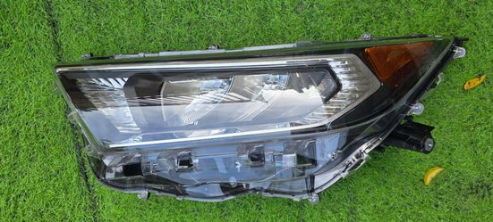 Toyota Rav4 Headlamp 2019 2020 2021 Left Side OEM