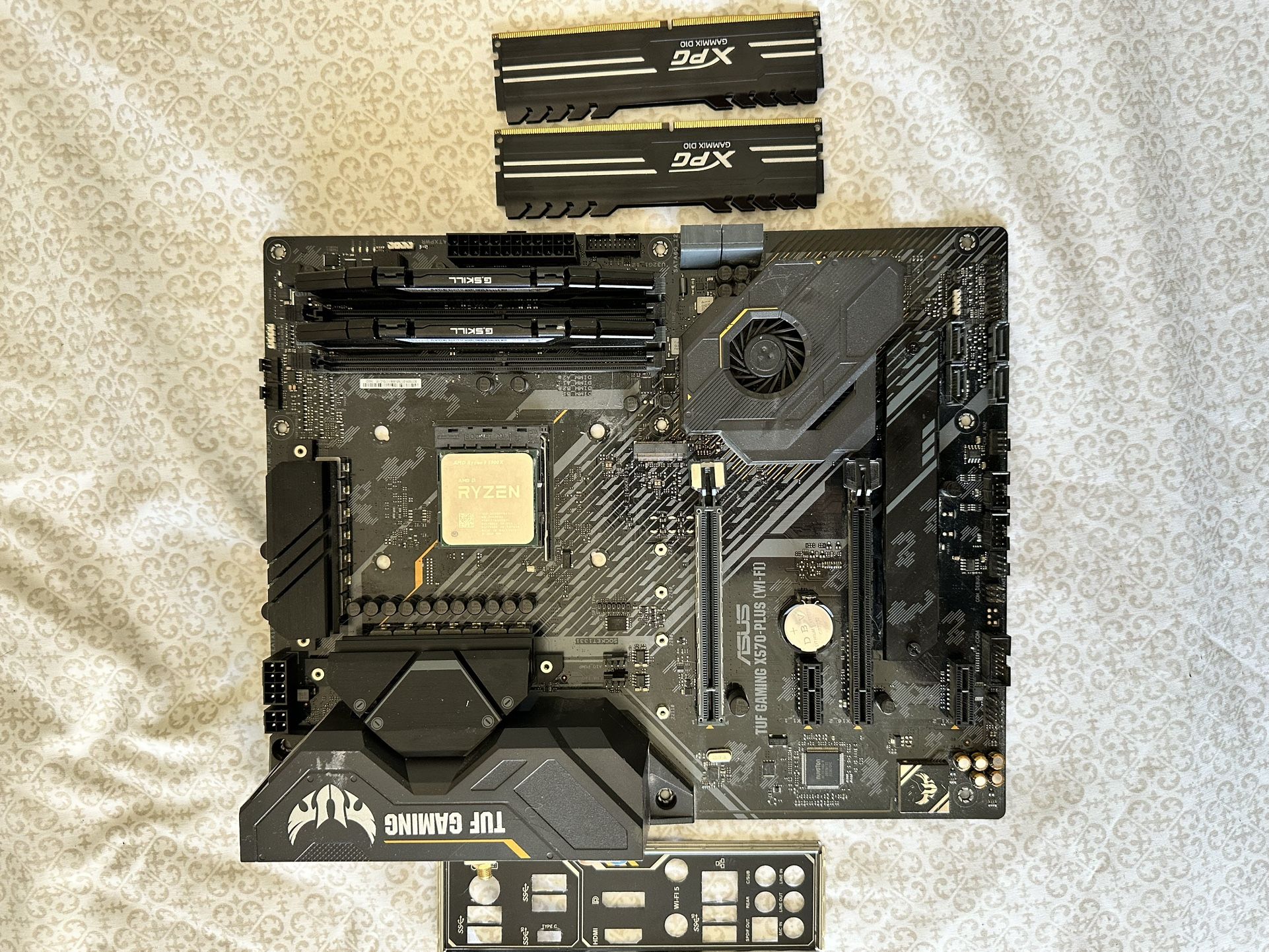 RYZEN 9 5900X + X570 PLUS WiFi + DDR4 Ram Combo