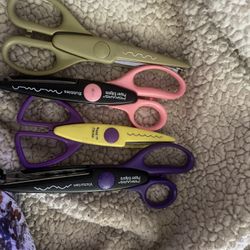 crazy Scissors. Bundle Of.4:for Two Children$5.