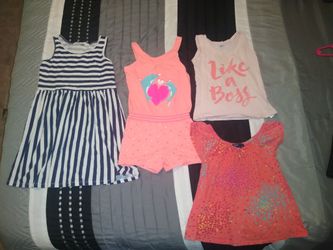 Girls clothes dresses size 4/5