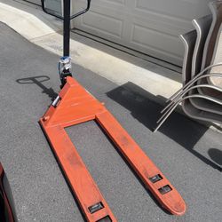 Pallet Jack 