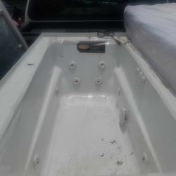 Jacuzzi tub