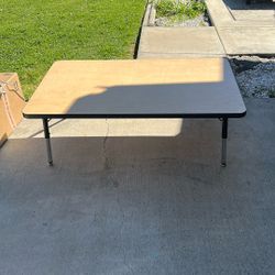 Kids Table