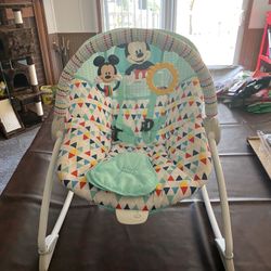 Bouncy chair