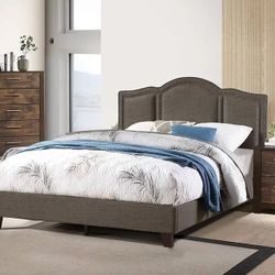 QUEEN BED & MATTRESS