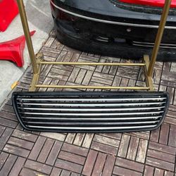 01-03 Ls430 Badgeless Grille Celsior