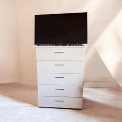 5 Drawer Luxury White Dresser