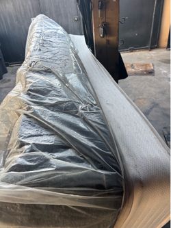 Mattress queen