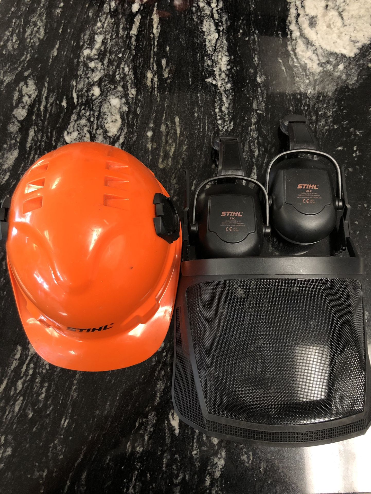 Stihl Helmet 7010-(contact info removed)