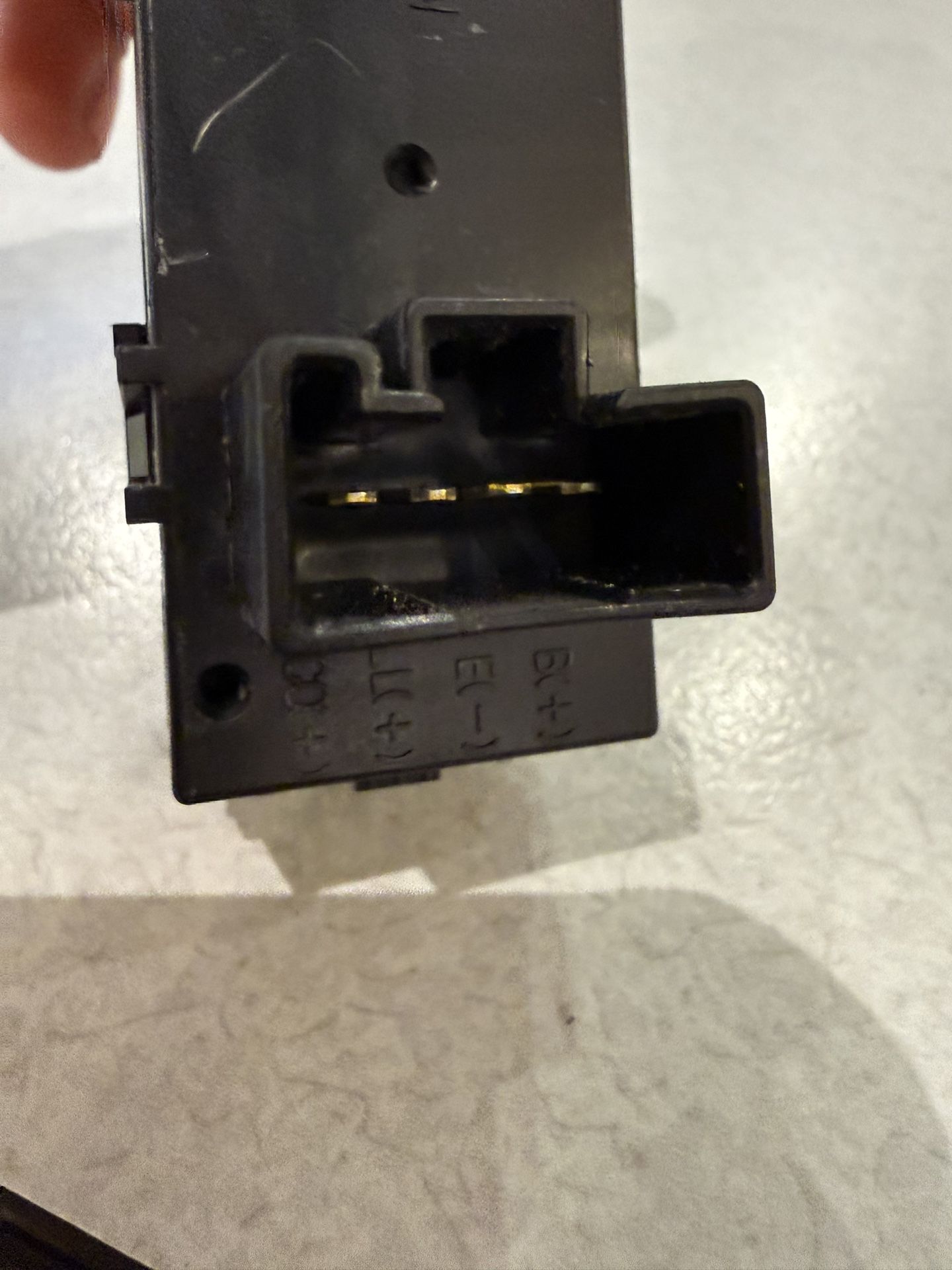 2004-2009 TOYOTA PRIUS OEM FRONT RADIO DASH DIGITAL CLOCK SWITCH