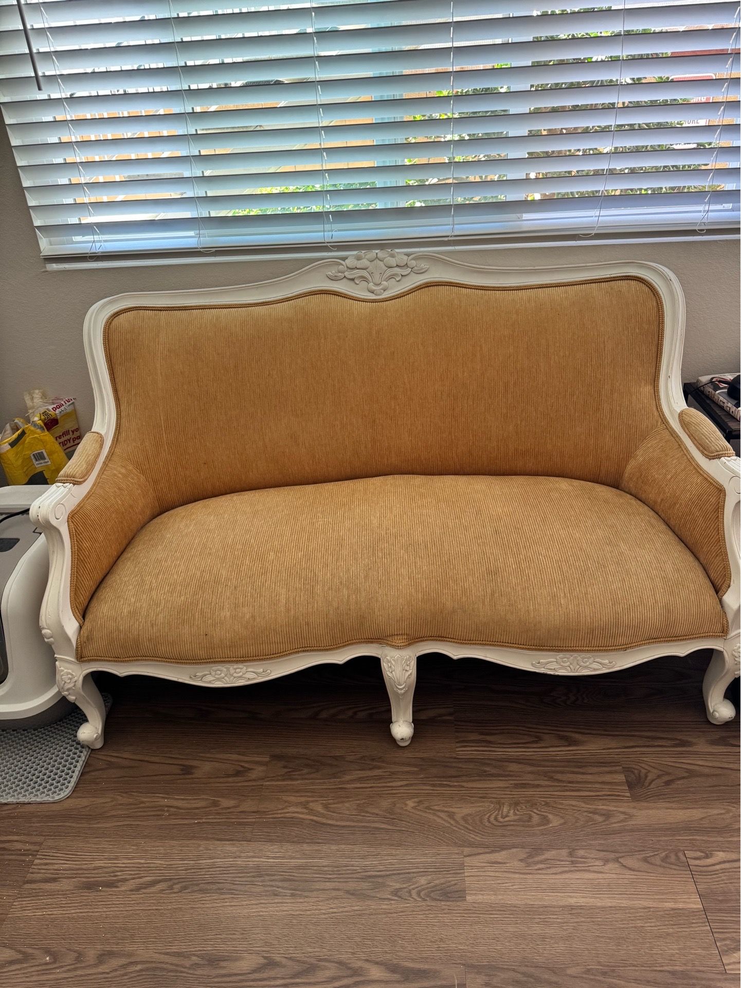 French style love seat/bench