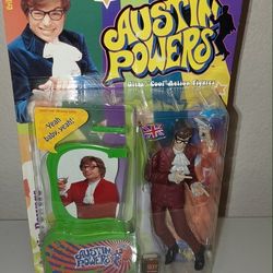 Lot Of 6 Austin Powers Collectable Figurines