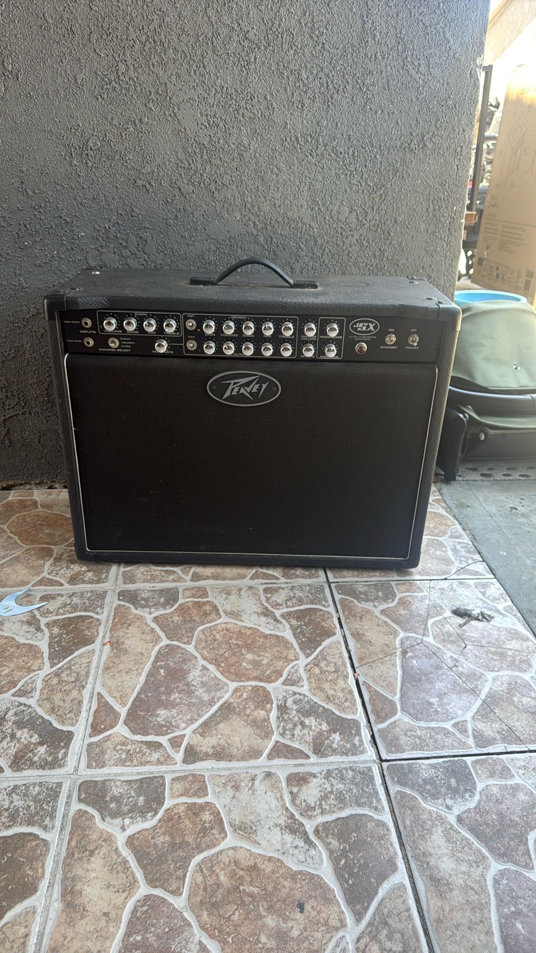 Pevey Amplifier