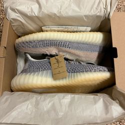 Yeezy Boost 350 V2 ‘Ash Pearl’ Men’s Size 11