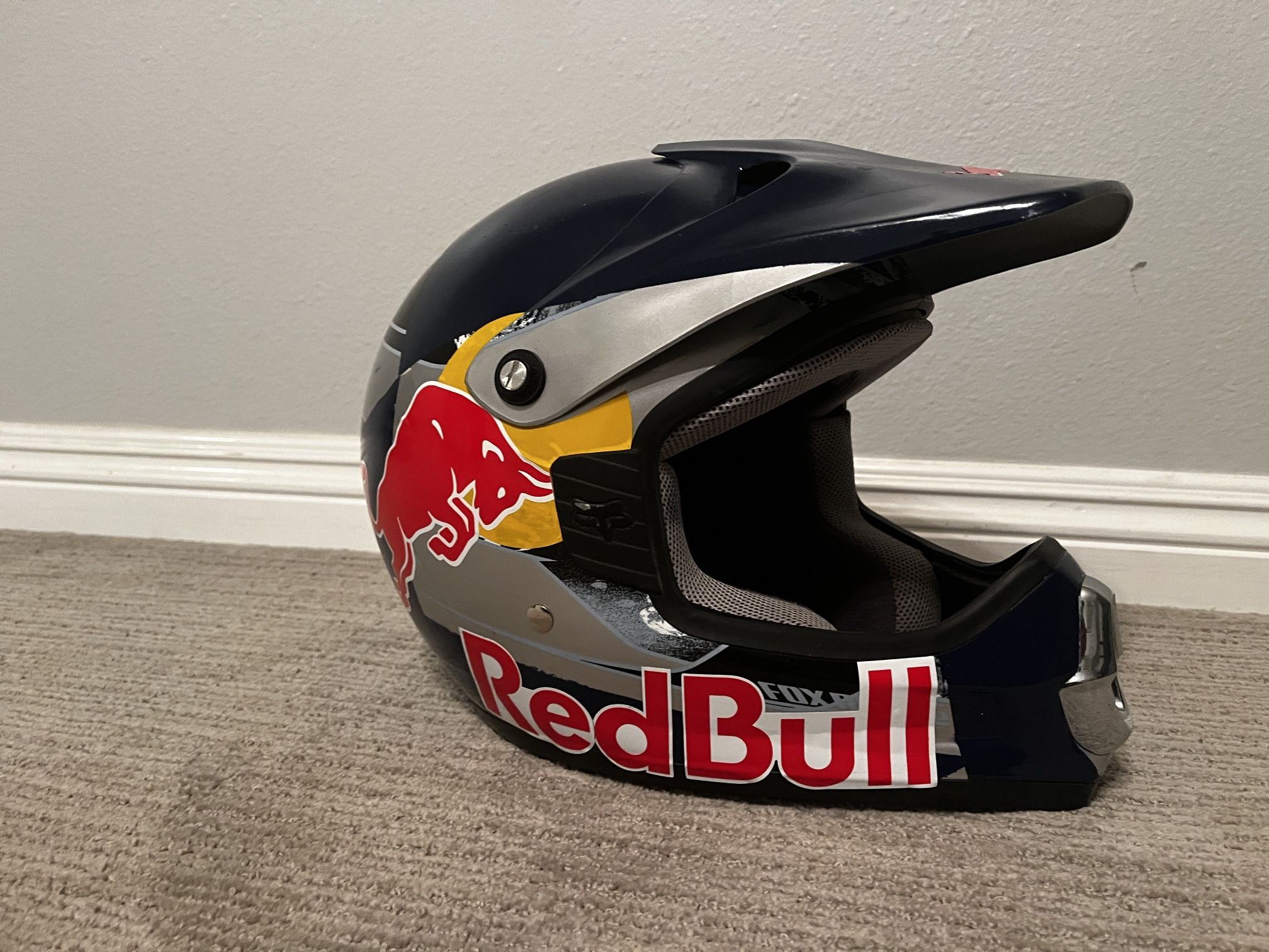 Fox/Redbull Helmet