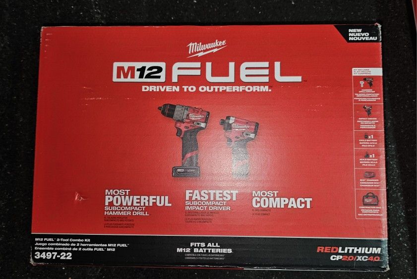 Milwaukee
M12 FUEL 12-Volt Lithium-Ion Brushless Cordless Hammer Drill and Impact Driver Combo Kit w/2 Batteries and Bag (2-Tool)