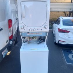 GE Stack Washer And Dryer 