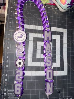 Custom soccer lei