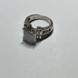 14k White Gold Diamond  Ring Size 7 3/4