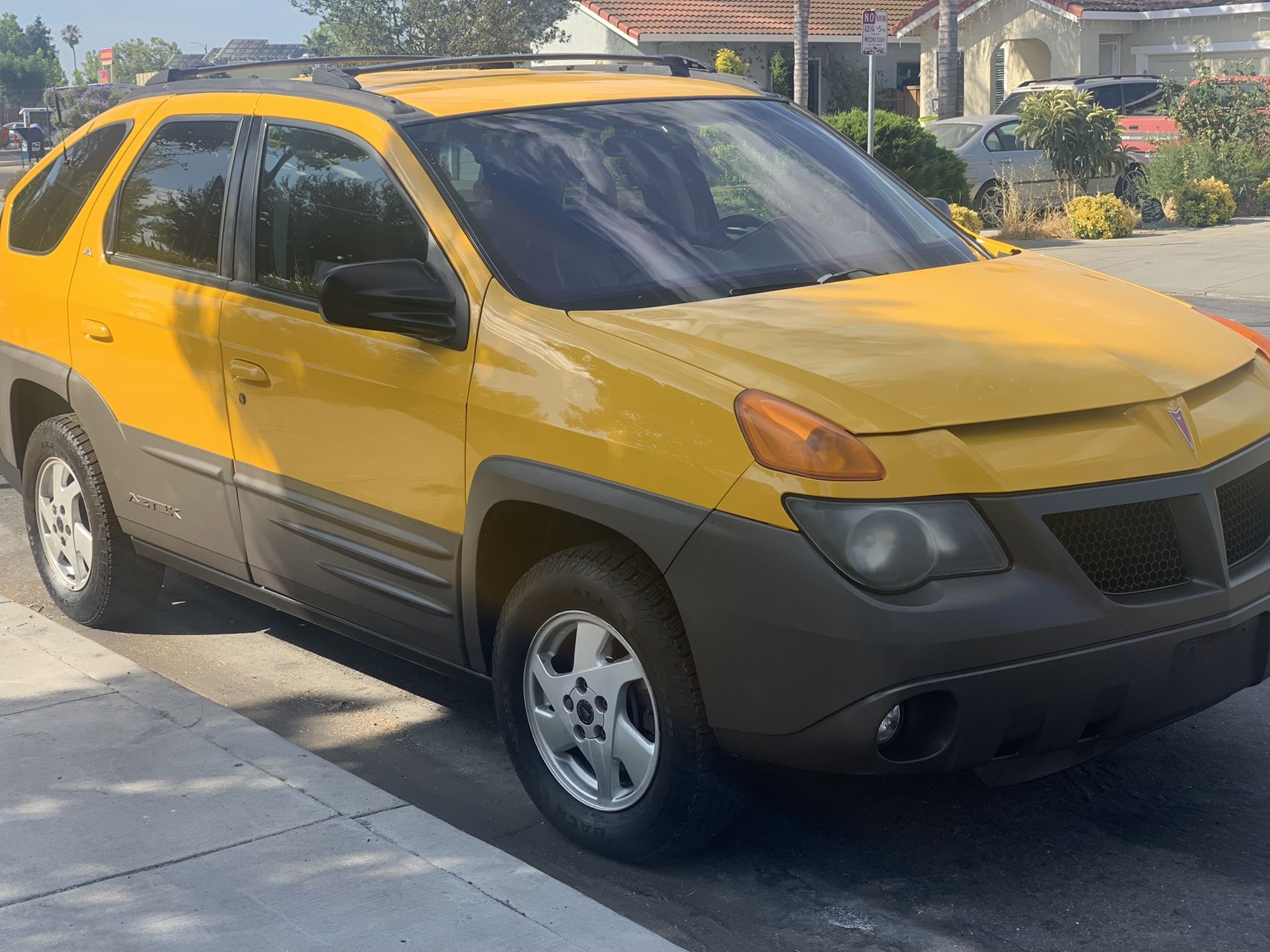 2002 Pontiac Aztek