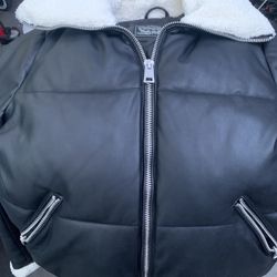 Levi’s Women’s Jacket Size S 