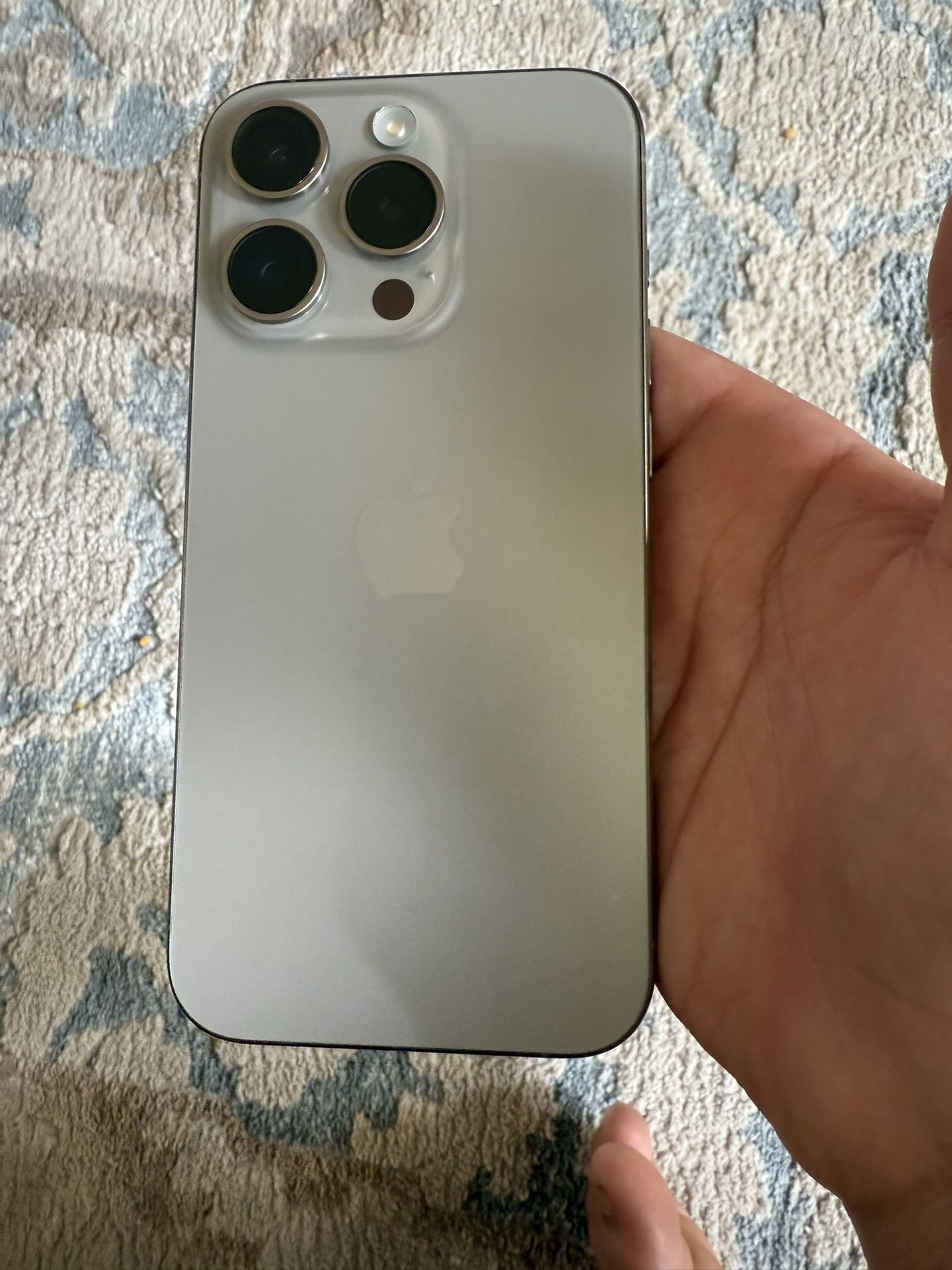 iPhone 15 Pro 256 GB with TikTok installed And Capcut