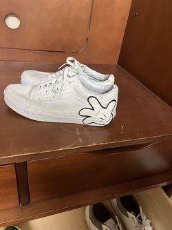 Disney Vans 9.5 Men