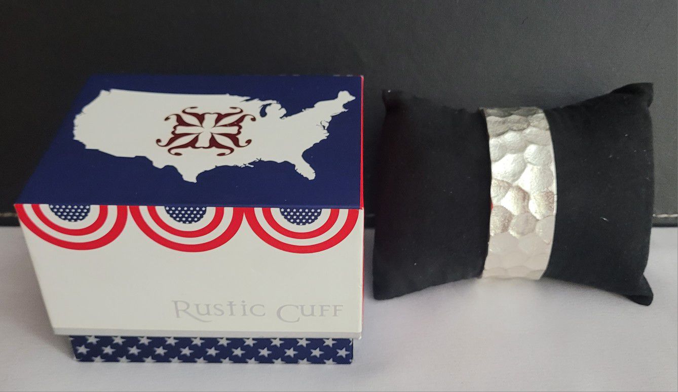 Rustic Cuff Silver Tone Hammered-look Textured Cuff Bracelet With Original Box 