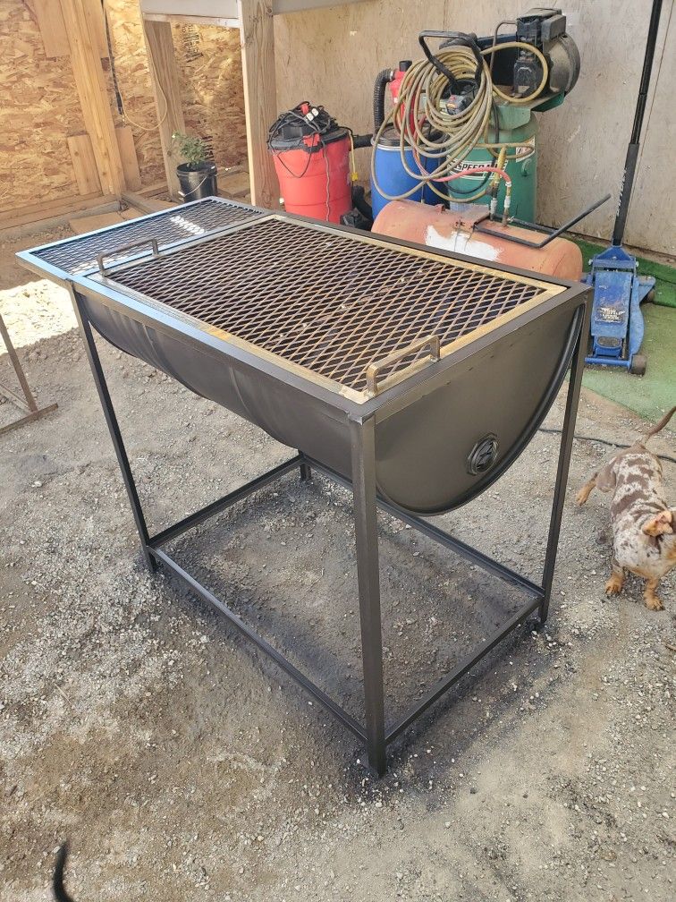 MADBEAR BBQ GRILLS.  Custom Made Open Top Grill