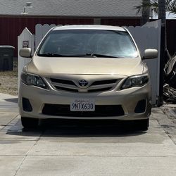 Toyota Corolla LE Estándar 
