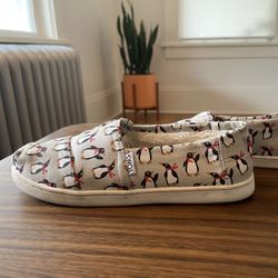 Fleece Lined Kids Toms Shoes Size 4