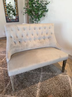 Velvet Tufted Settee Bench with Nailhead Trim