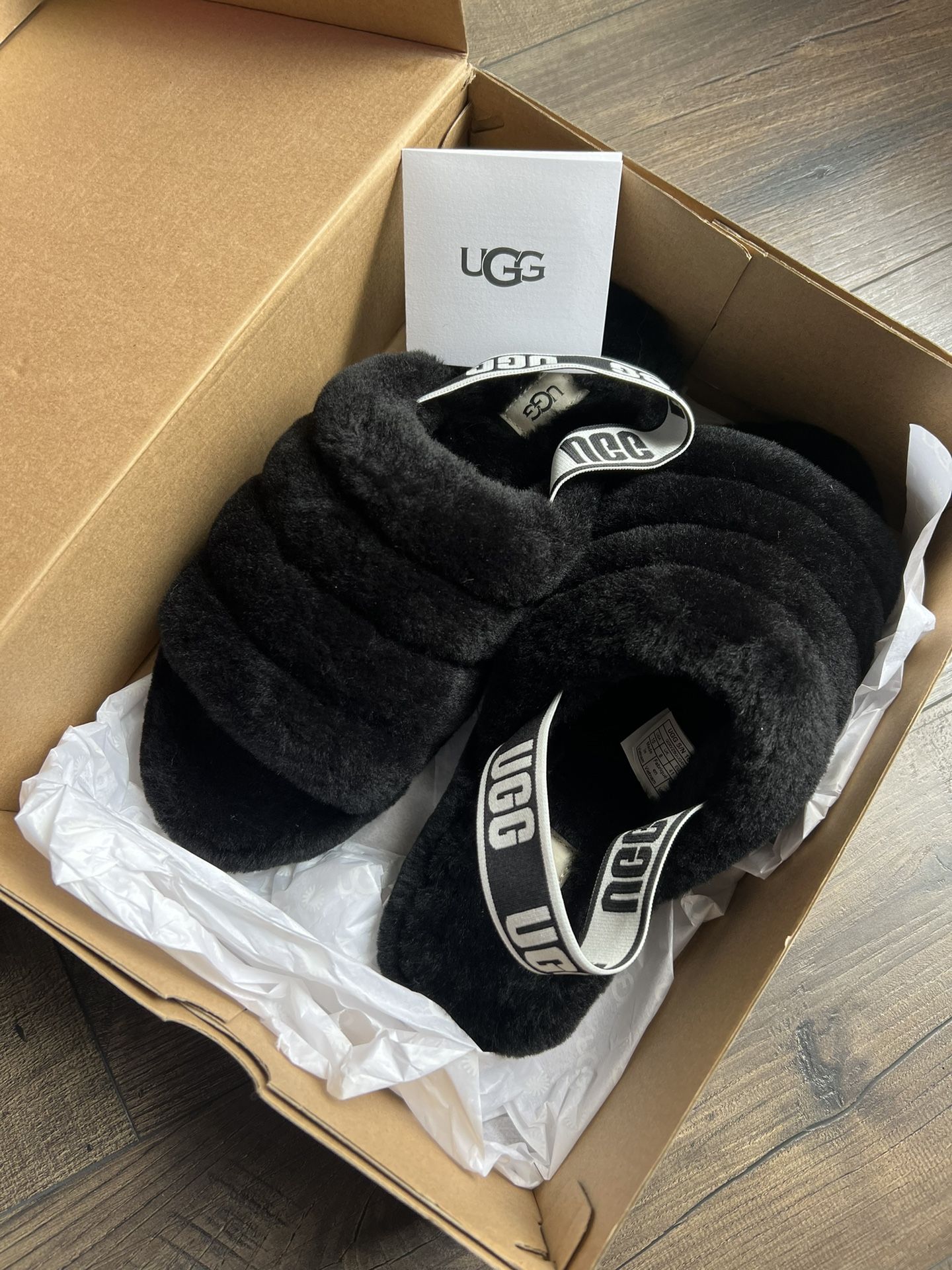 UGG SLIPPER YZY SLIDE SZ 10 W