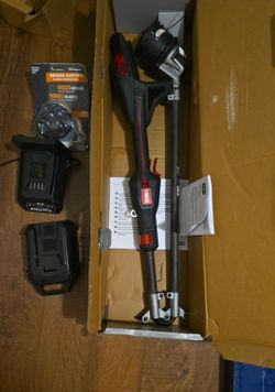 Toro Flex-Force Cordless String Trimmer with Battery and Charger