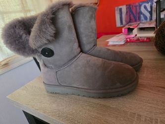 Womens uggs
