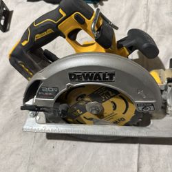 20v Dewalt Circular Saw