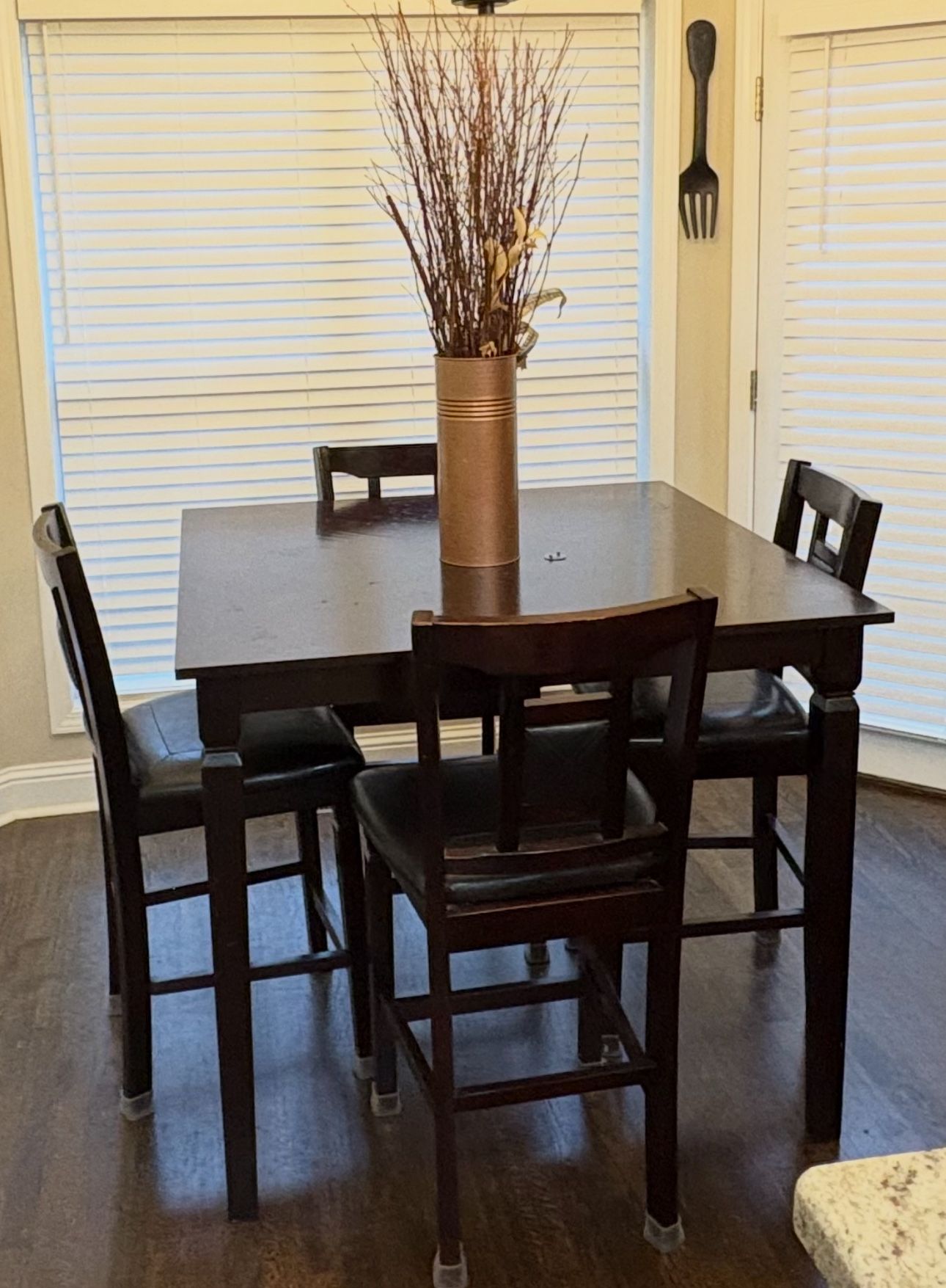 4 Seater Dining room Table