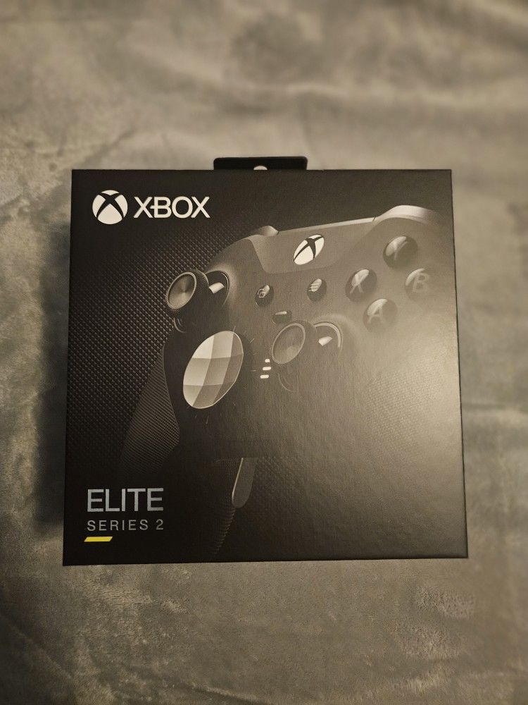 XBOX ELITE SERIES 2 CONTROLLER NEVER OPENED (NEW)