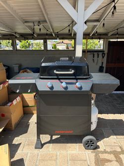 Megamaster 3-Burner Gas Grill