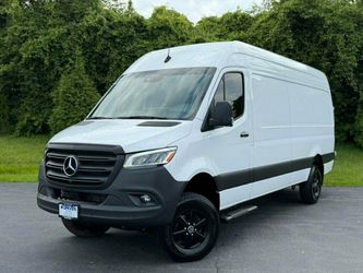 2024 Mercedes-Benz Sprinter Cargo Van