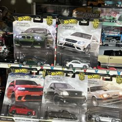 Hotwheels Power Tour Set 