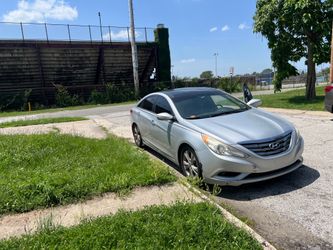 Silver 2012 Hyundai Sonata Limited 2.4 Engine