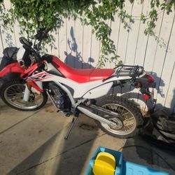 2016 Hondar CRF250L Dual Sport - 1770 Miles - $3999 OBO