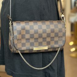 PRICE REDUCED: Louis Vuitton Damier Ebene Favorite MM  