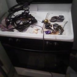 Brand New Stove It's Gas Stove 