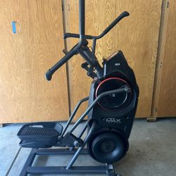 Bowflex Max Trainer M3 Eliptical in Excellent working condition👍