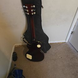 Nomad Guitar 