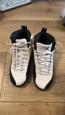 Jordan Boys retro 12 S size 4