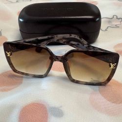 Louis Vuitton Square Tiger Print Gradient Sunglasses