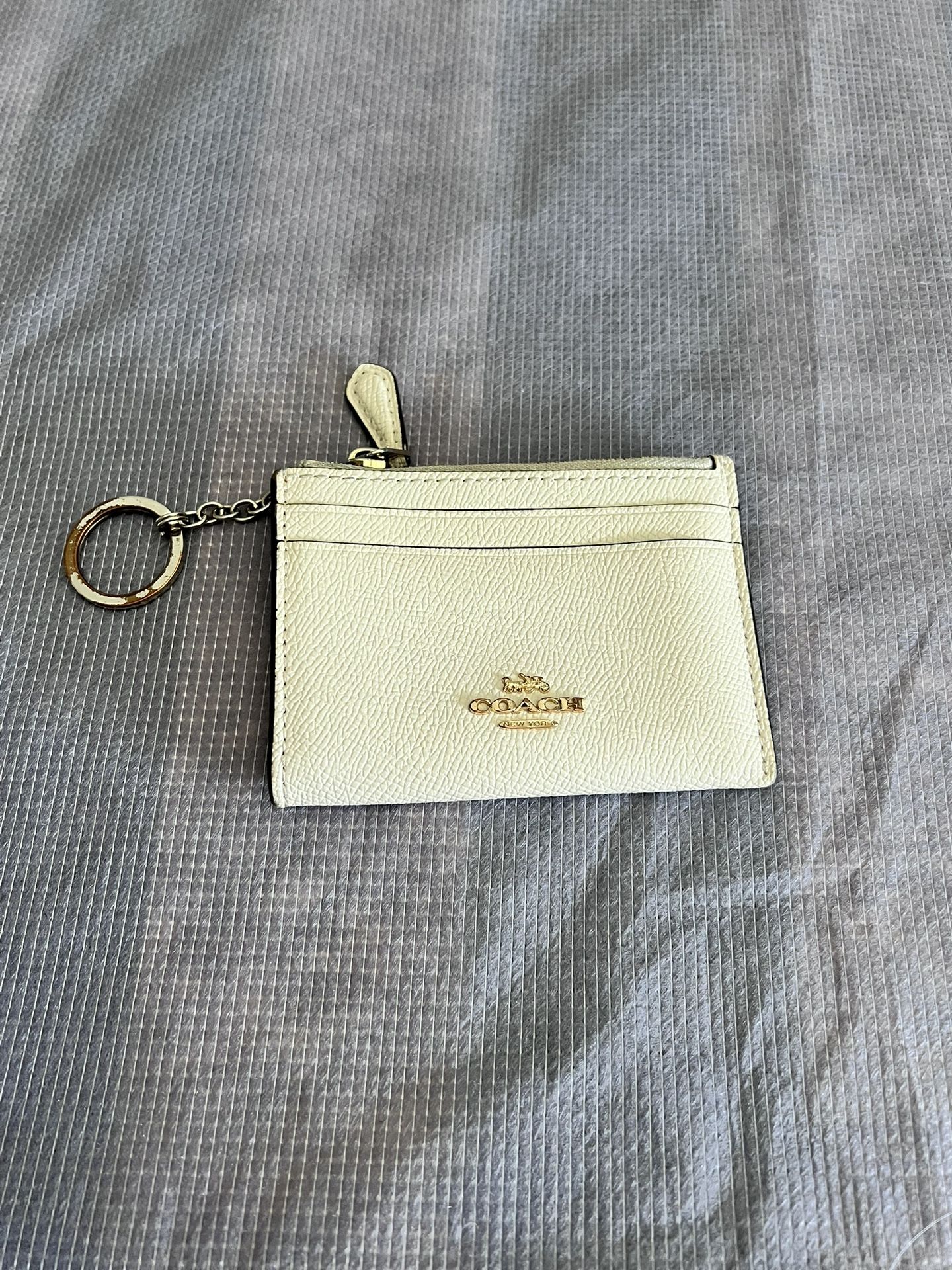 Coach Zipper Coin Pouch